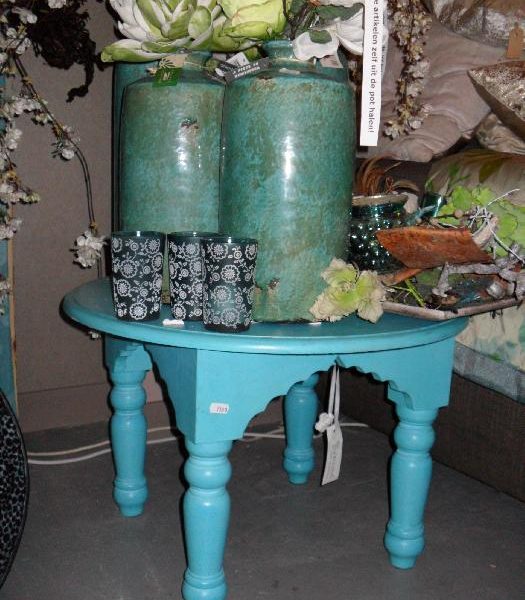 Turquoise bijzettafel