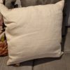 Roze oker fluweel rozen incl. binnen kussen 45×45cm vierkant, M.M. Metamorphosis, achterkant wit, handwerk,  (op voorraad) V1R - Afbeelding 2