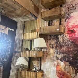 bruin hout met 3 wand bakjes metalen houder, Varios 3 brick rack wandrek met 3 schapje's van oud hout gemaakt met dik touw als hang punt 32-76 cm( op voorraad ) v2