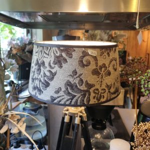 Bruin taupe met zwart linnen motief lampenkap, Light & Living, voor op voet lamp/kap/lampenkap, binnenkant wit, deels transparant (op voorraad) V1