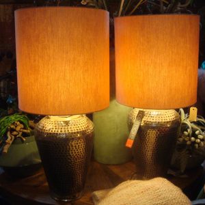 brons koper metaal, Diga Colmore, lampen voet  base gehammerd ALU AN lampenvoet tafel lamp Diameter 30, hoogte 40 cm.  (op voorraad) V 1