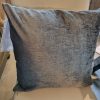 Groen gemêleerd kussen 60×60cm vierkant, M.M. Metamorphosis, patchwork hand werk, de achterkant taupe fluweel, prijs incl. binnen kussen (op voorraad) V1 - Afbeelding 2