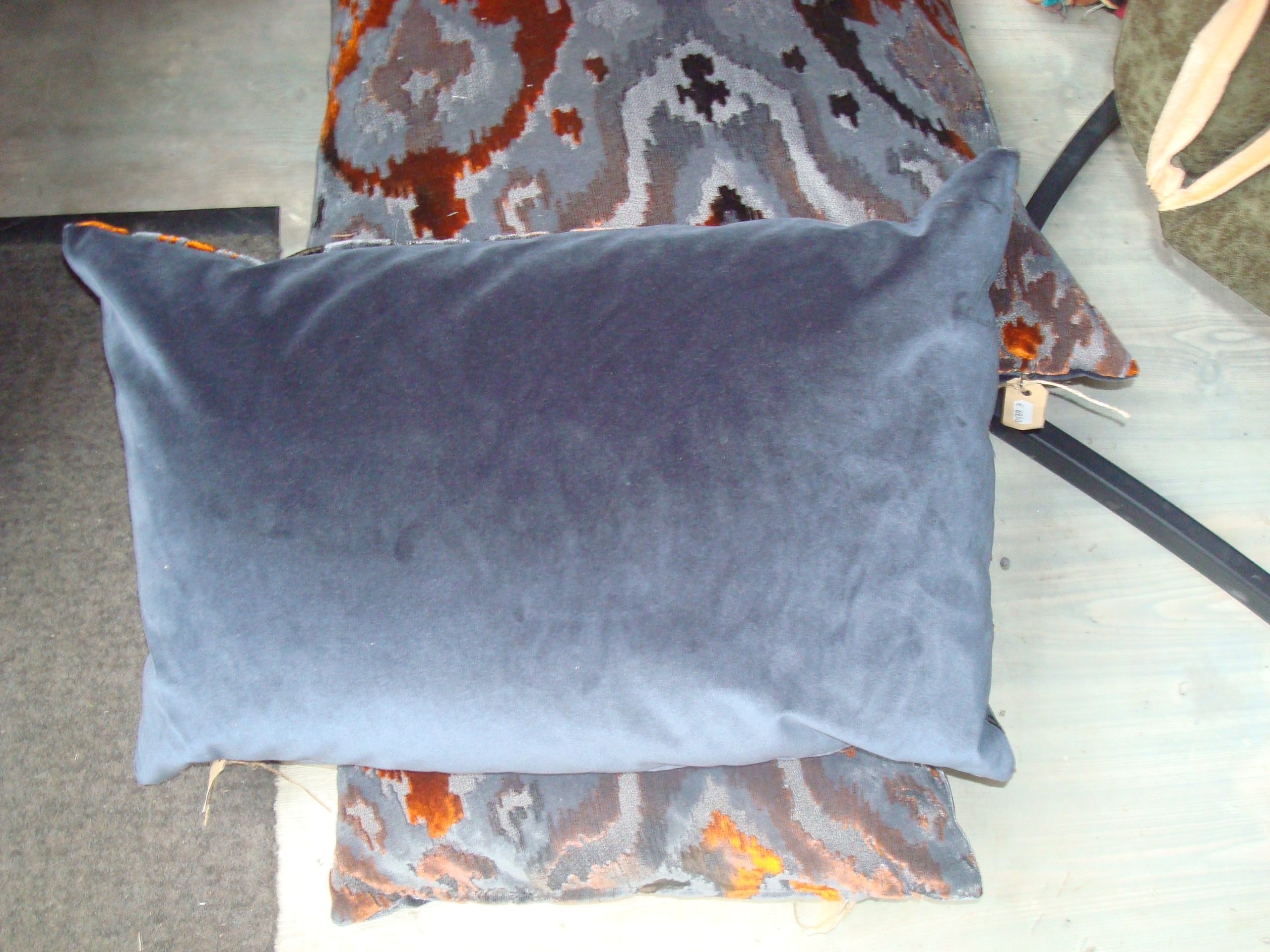 Bruin roest zwart kussen 60x60cm vierkant, M.M. Metamorphosis chance roest motief incl. binnen kussen Ned. fabricaat handwerk (op voorraad) V1 - Afbeelding 2