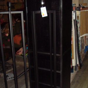 Light & Living, Mace vloerlamp ijzer mat zwart stoer met 4 vierkante buizen werking 30 breed bij 30 diep en 1.40 hoog ( op voorraad )