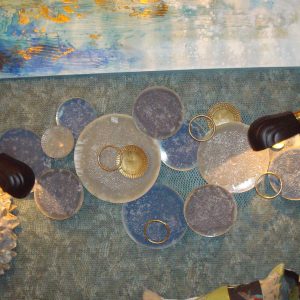 blauw , koper, grijs gouden metaal schilderij kustwerk object, Ter Halle, tinten gemaakt geheel van metaal / ijzer handwerk muur decoratie schilderij vl 1.20 cm lang 60 hoog en 5 cm dik op diverse manieren op te hangen , handgemaakt  (op voorraad) v1