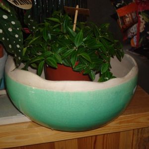 Blauw turquoise geglazuurd aardewerk met grijze bovenrand schaal plant pot bloem vaas , Luimes & Luimes, geglazuurd genaamd Santos 6-2 sp. green 30x30x13 plant fruit bloem schaal plant pot (op voorraad) v1