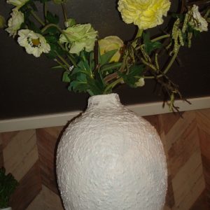 wit aardewerk, Luimes & Luimes, geglazuurd met bijzondere wat grovere buiten kant  Bristol 5D white plant pot bloem vaas 26x26x36 (op voorraad) V1