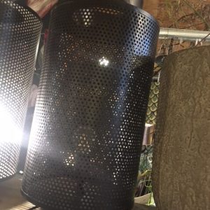 zwart metalen, Light & Living, met gesponsde gaten sierlijk mooi licht hierdoor  sfeer lees decoratieve tafel lamp met leuke uitstraling Vincenza Large,   Ø30x60 cm. (op voorraad) v2