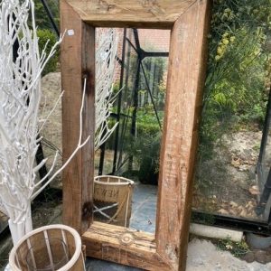 bruin oude delen spiegel, Hoogendam Interiors by Mooss, hout oude planken spiegel, rechthoek 113,5 cm lang, 56,5 cm breed, 8 cm diep (op voorraad) V1