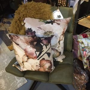 geel oker geverfd Tibetaans krul schapen vacht,  Van Buren, huid tafel loper vloer wand kleed (op voorraad) V1