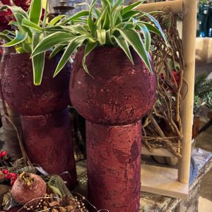 Rood bordeaux aardewerk, Luimes & Luimes, geglazuurd de hoger op voet bloem vaas plant pot keramiek kunstwerk sierlijk , Morocca 3-2 cream 16x17x40 cm ( voorraad) V 2