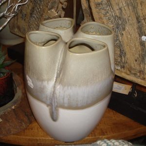 paars lila grijs wit aardewerk, Luimes & Luimes, geglazuurd  overlopende tinten, tulpen vaas met meerdere openingen voor b.v. een paar bloem of groen takken bloemen vaas / plant pot, aardewerk kunstwerk, VALANCE 3 SHINY LILAC 22CM X 27,5CM (op voorraad) V1