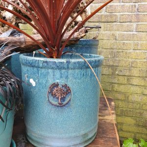 blauw bruin aardewerk, Ter Steege / pot en mand PTMD,  plant pot bloem vaas aardewerk keramiek kan ook buiten gebruikt worden , geglazuurd, rond Ø31 x 31 hoog  cm. (op voorraad) V2