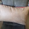 Rood oranje zwart goud rood kussen 60x40cm langwerpig, Claudi M.M. Metamorphosis, fluweel, achterkant beige leer look Handwerk uniek incl. binnen kussen (op voorraad) V1 - Afbeelding 2
