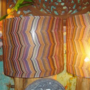 roze rood oranje meer kleurig stof op transparant,  Diga Colmore,, transparant ,met meerkleurig streepjes motief, shade multi stipes on matt transparant , cilinder model, 40 cm doorsnede en 33 cm hoog lampenkap/kap/lamp (op voorraad) V1