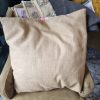 Roze blauw kussen 60x60cm vierkant ,M.M. Metamorphosis, patchwork hand werk, de achterkant beige linnen, prijs incl. binnen kussen (op voorraad) V1 - Afbeelding 3