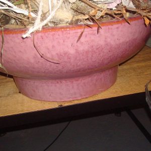 Roze paars ronde schaal geglazuurd aardewerk plant pot bloem voor binnen en buiten gebruik Ter Steege opening onderin Ø 48 x 19 hoog cm. ( niet op voorraad) V0
