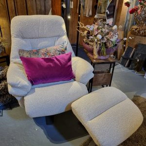 Beige linnen look stof genaamd Salerno en draai stoel met metaal onderstel de relax fauteuil lounge genaamd Caleb met elektrische verstelbare rug met gratis hocker, Eleonora, genaamd Caleb,  :  86,4x94x107,9 cm  V0