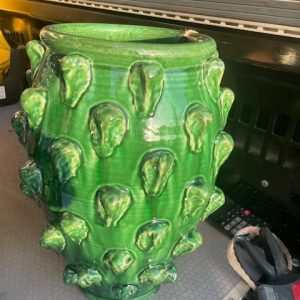 groen aardewerk geglazuurd plant pot bloem kruik vaas met opdruk, Ter Steege, rond Ø30 x 41 hoog  cm. (op voorraad) V1