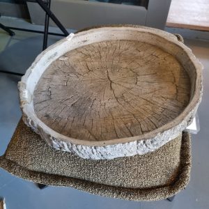 grijs beton look aardewerk schaal met lage rand met ronde vorm, Luimes&Luimes, schaal / plateau / dienblad, 38 cm x 38 cm x 5 cm (op voorraad) v1