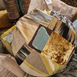 blauw geel oker patchwork handwerk uniek rond 50 c, doorsnede, incl. binnen kussen , M.M. Metamorphosis, achterkant zilver (op voorraad) V1