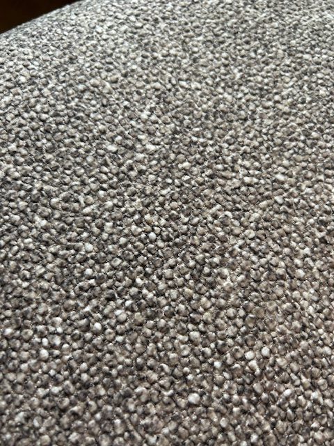 Beige, stof & foam, stofnaam Luma, afmetingen (BxDxH): 44,5x44,5x44,5 cm, poef / krukje van By Boo model Pillowscape, lijkt op 3 gestapelde kussens bovenste 2 delen draaibaar, incl. korting (op voorraad) V1 - Afbeelding 2