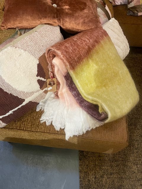 crème oranje paars gestreept gemêleerd plaid 130 x 170 cm 75% acryl 15% nylon 10% wol, Imbarro genaamd Throw Lynn stripes , wandkleed/tafel / bed loper sprei plaid, ( op voorraad) V1 g - Afbeelding 3