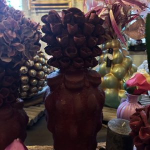 Rood bordeaux, aardewerk geglazuurde bloem vaas / plant pot Ciro, Isaa,  Afmetingen (BxDxH): 17x17x40 cm,   (op voorraad) v1