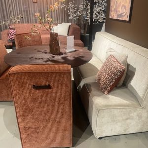 Beige fluweel, stof racer- dessert, eetkamerbank, (BxDxH) 200x78x92 cm, kan ook als stoel worden besteld, van Sevn model James, met parket wieltjes, incl 15% korting, (op voorraad) V0