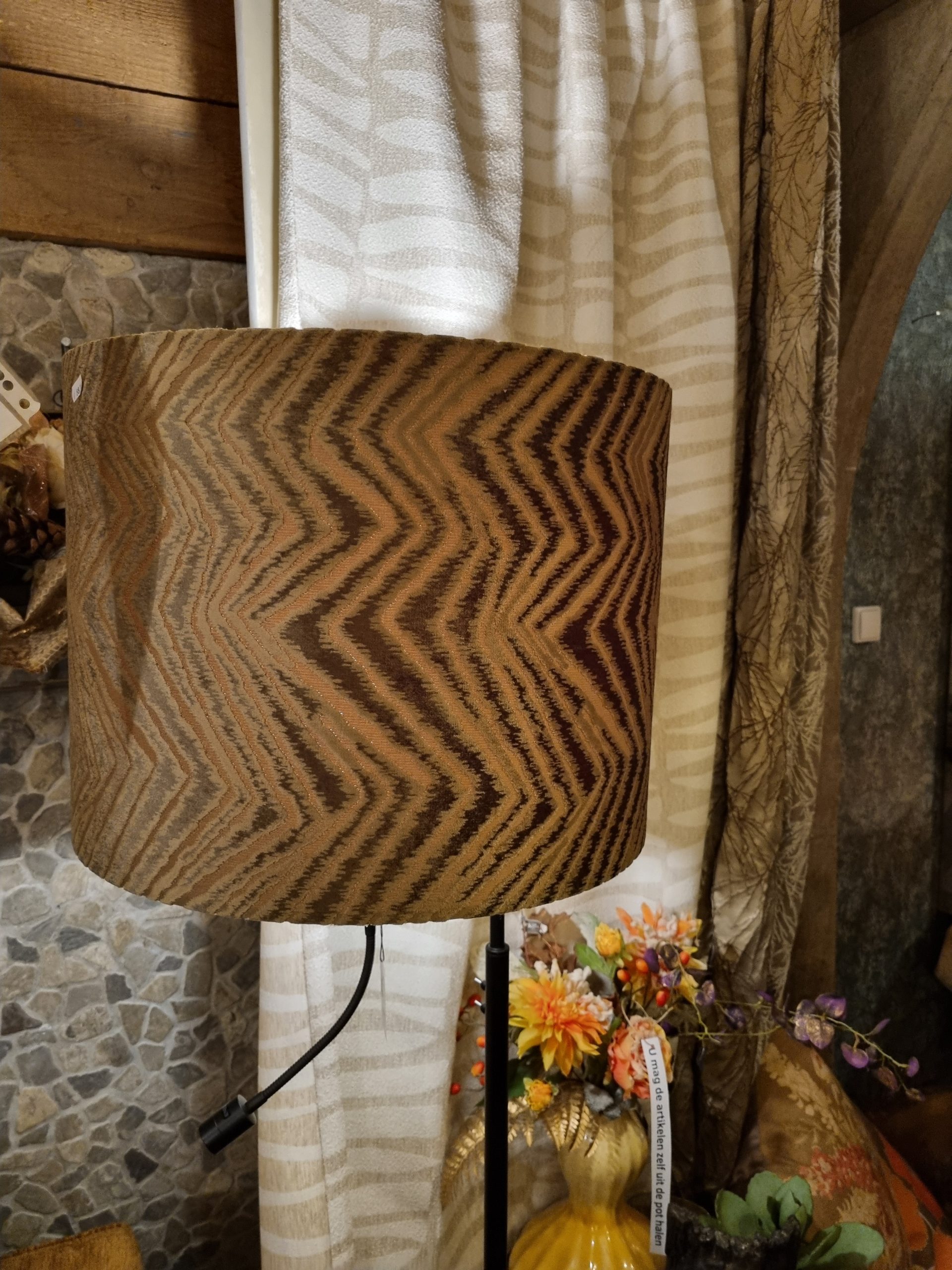 1000030143 1000030143