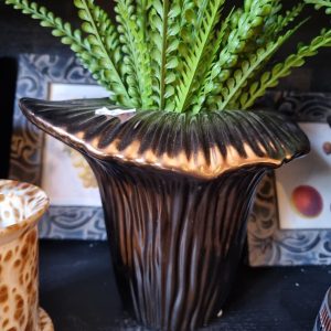 Bruin brons aardewerk geglazuurd plant pot bloem vaas organische vorm, Waterdrinker, rond Ø21 x 18 hoog  cm. (op voorraad) V3