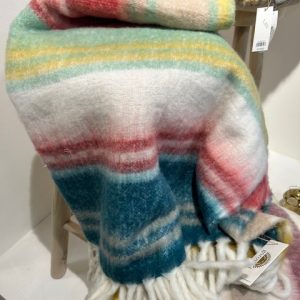 Blauw groen roze geel wit gemêleerd plaid, 65% acryl / 25% polyester / 10% wol, Go round Interior, wandkleed bed loper sprei kleed, Luzac mohair plaid, 170x130 cm (op voorraad) v2