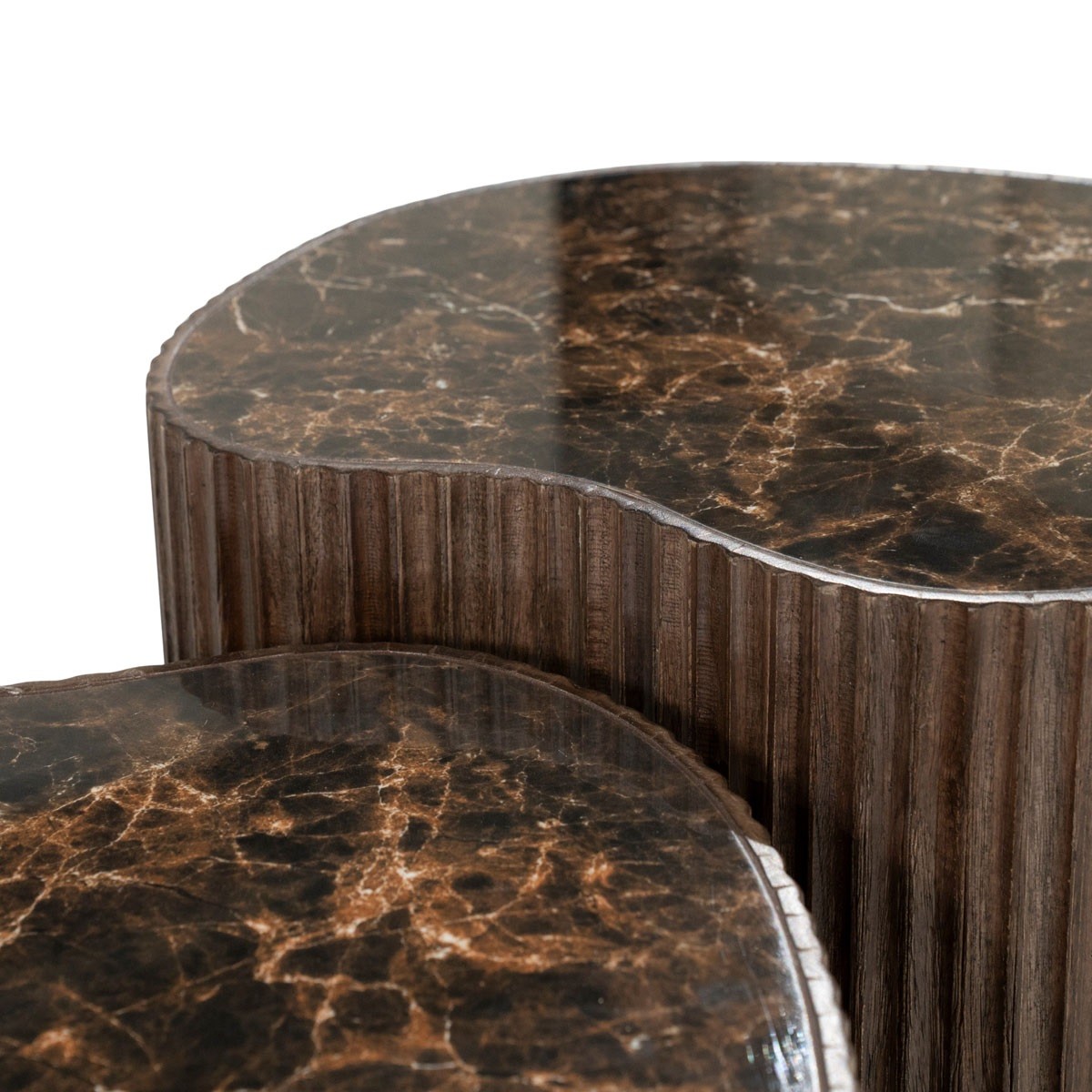 Bruin teak gekleurd houten salon tafel set van 2 organische gevorm met keramiek blad marmer look, van By boo, genaamd Nice - Brown 1: (BxDxH): 60x60x37 cm 2. : 42x42x42 cm (op voorraad) v1 - Afbeelding 2