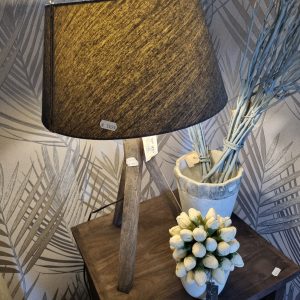 Zwarte houten lampen voet , Hoogendam Interiors By Mooss, tafel bureau lamp, 44 hoog en 26 cm tussen poten (op voorraad ) V2