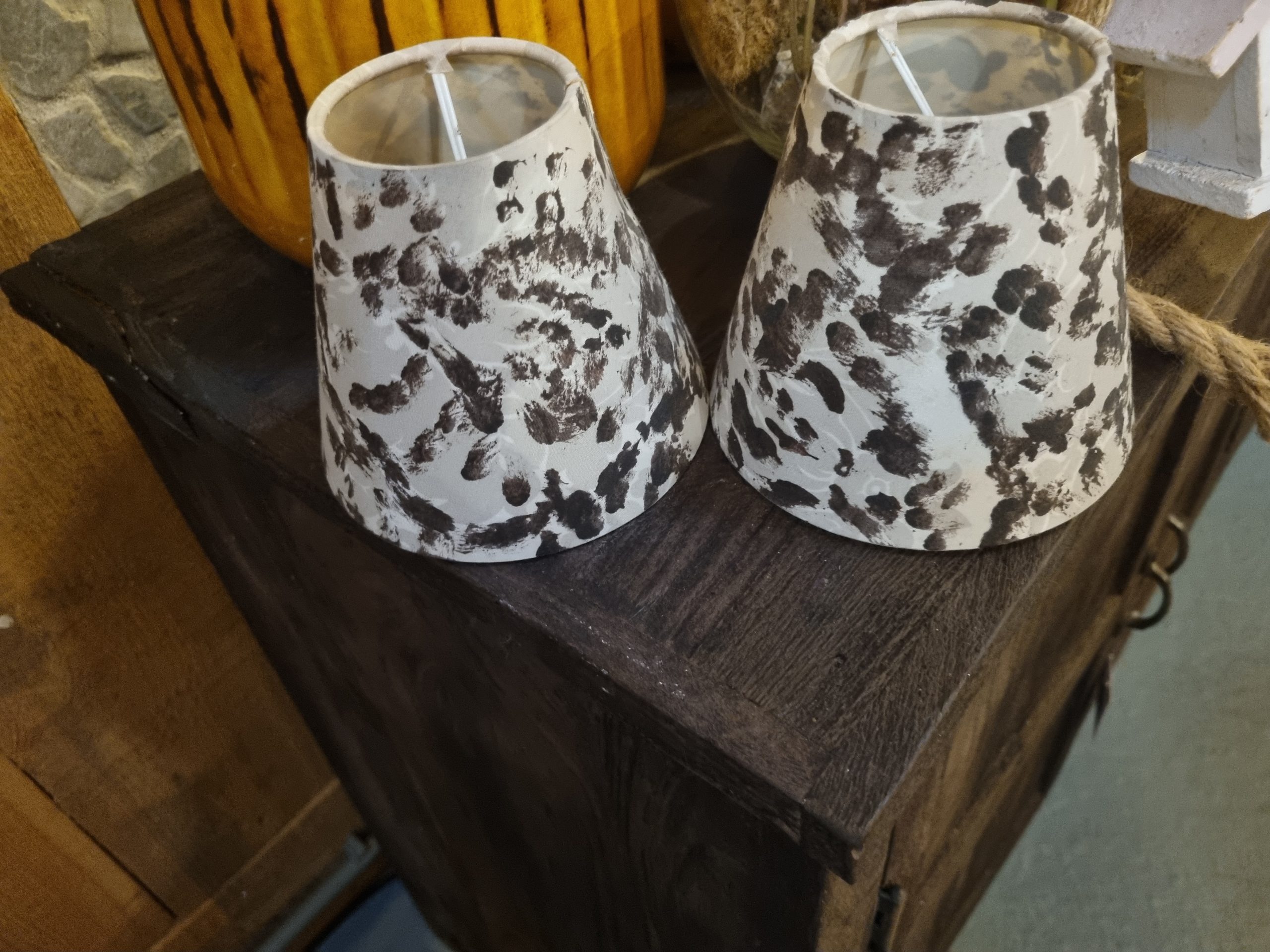 grijs bruin ronde lampenkap, binnenkant wit, Light & Living , Doorsnede bovenkant 7 cm, onderkant 13 cm en hoogte 12 cm. (op voorraad) V2 g - Afbeelding 3
